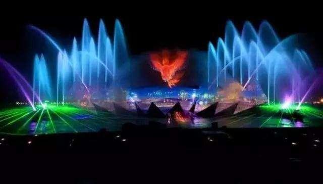 紗幕、水幕、霧幕投影