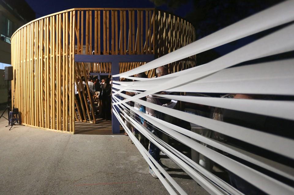 深圳建筑企業(yè)展廳設計3