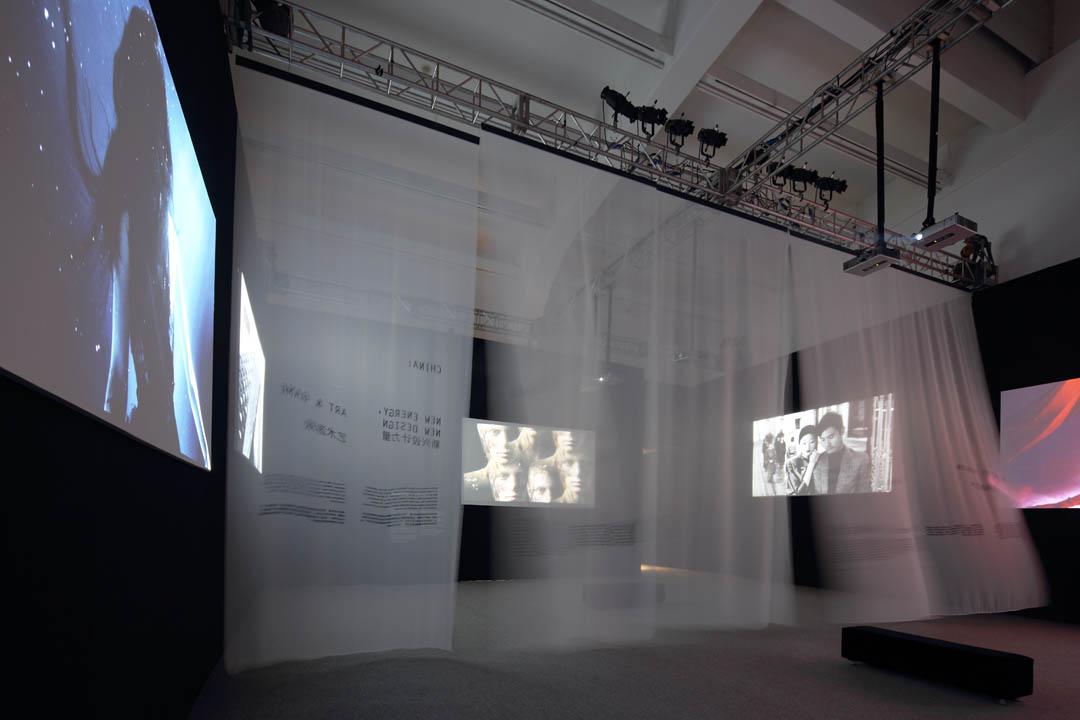 國(guó)內(nèi)展廳設(shè)計(jì)和室內(nèi)設(shè)計(jì)的區(qū)別1 國(guó)內(nèi)展廳設(shè)計(jì)和室內(nèi)設(shè)計(jì)的區(qū)別1